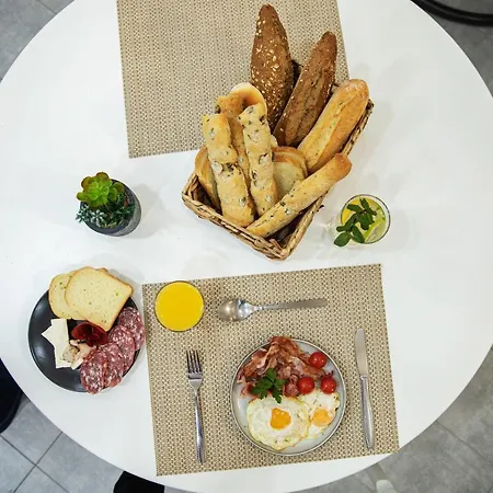 Noah Bed & Breakfast Rimini