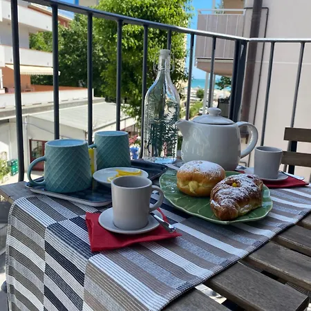 Bed & Breakfast Noah 3*