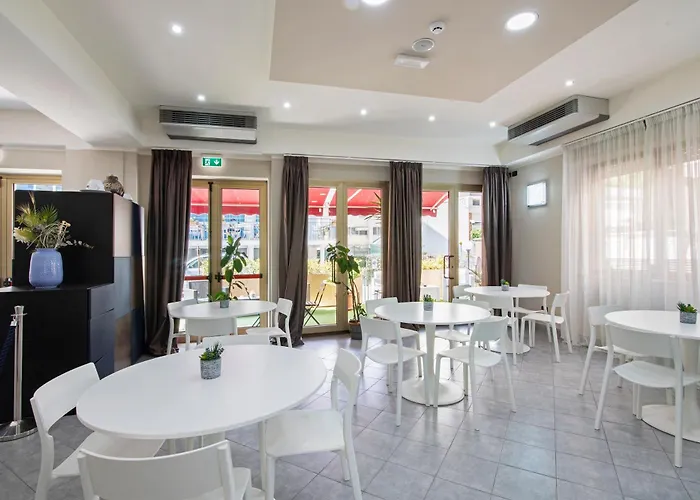 Noah 3* רימיני